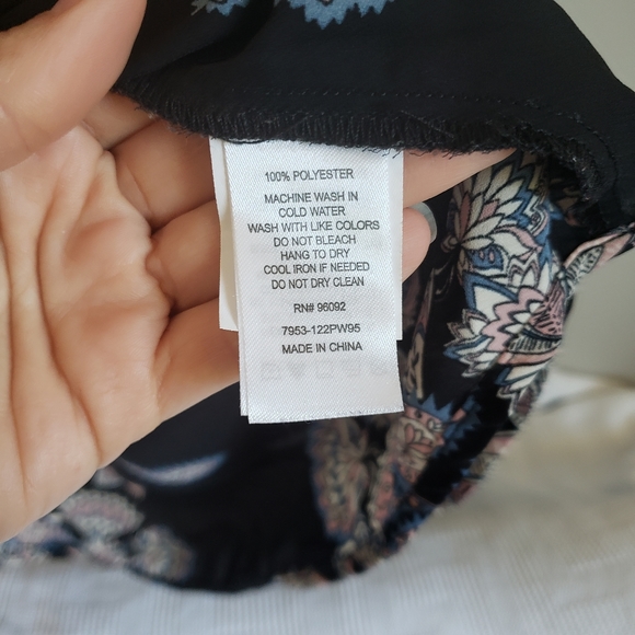 Jasmine & Juliana Paisley Print Long Sleeve Popover Blouse Size Medium - Picture 7 of 7